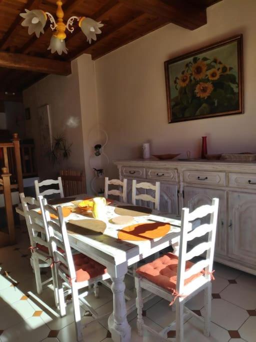 Maison Cosy Et Conviviale, Le B7 Besset 외부 사진